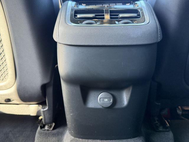 2025 Volvo XC90 2025.5 B6 AWD Plus 6-Seater w/ harman/kardon Audio & 22in Wheels - 23082858 - 28