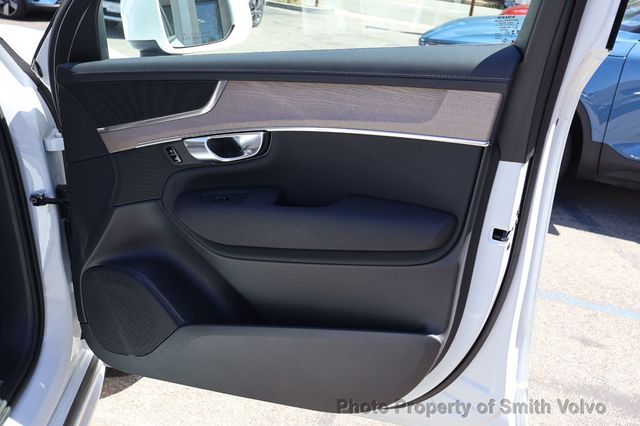 2025 Volvo XC90 2025.5 B6 AWD Plus 7-Seater - 23050102 - 16