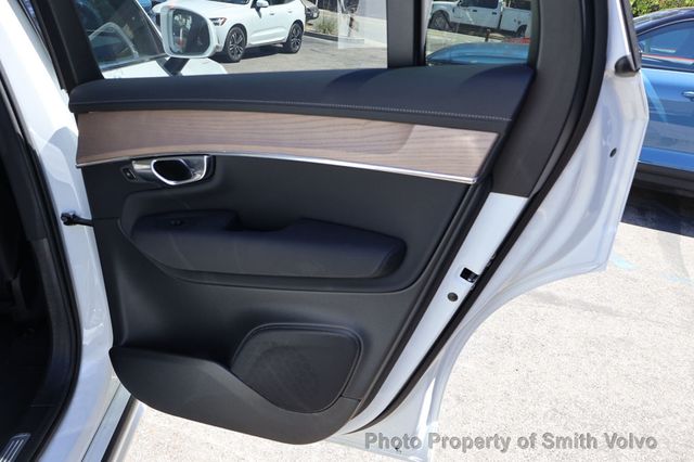2025 Volvo XC90 2025.5 B6 AWD Plus 7-Seater - 23050102 - 19