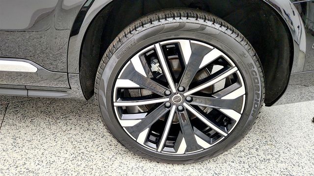 2025 Volvo XC90 2025.5 B6 AWD Ultra 7-Seater w/ B&W High Premium Audio - 23081751 - 8
