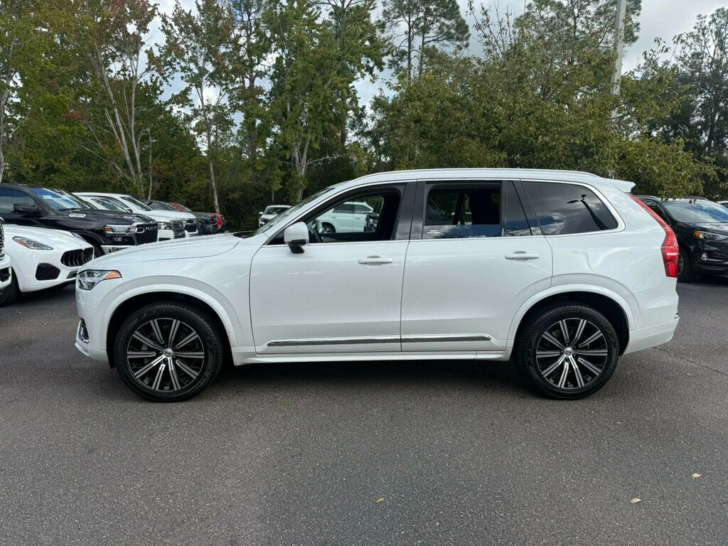 2025 Volvo XC90 B5 AWD Core photo 2