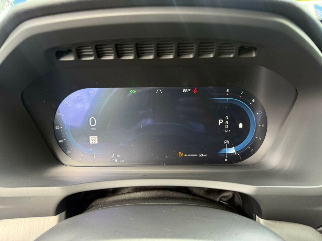 2025 Volvo XC90 B5 AWD Core photo 4