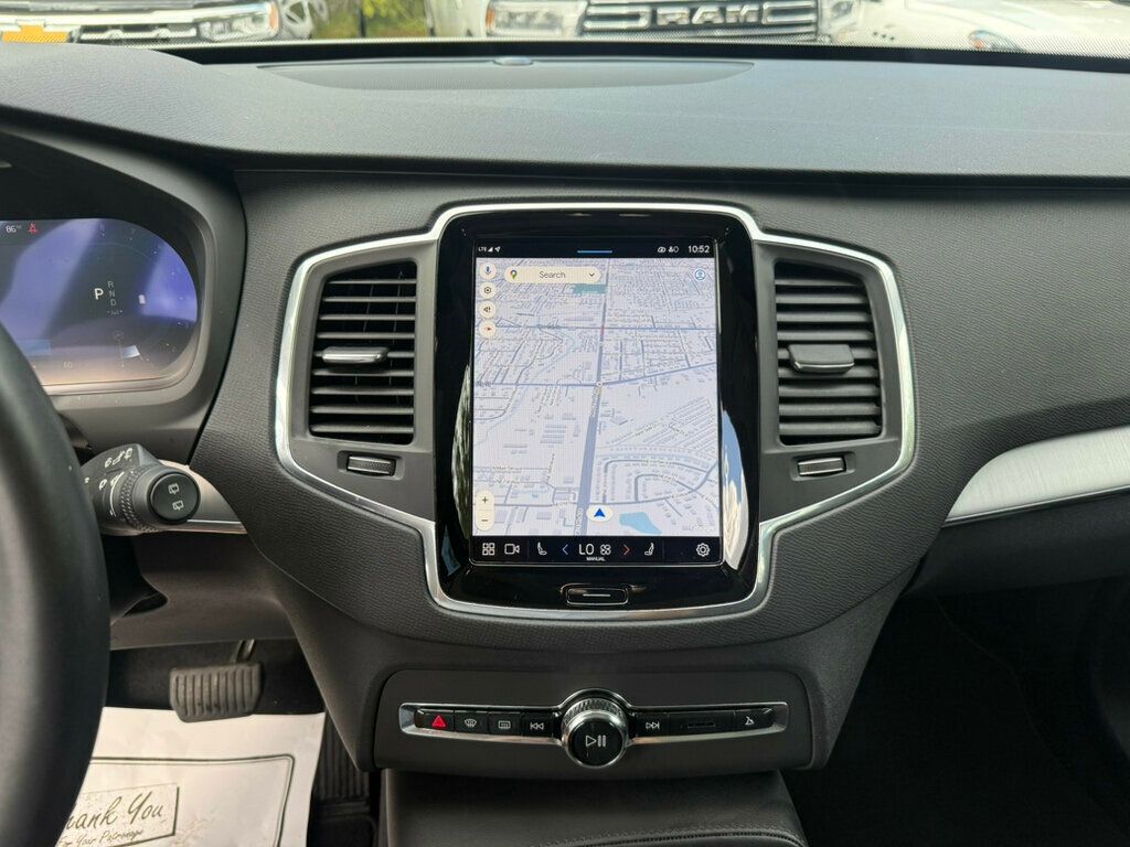 2025 Volvo XC90 B5 AWD Core photo 6