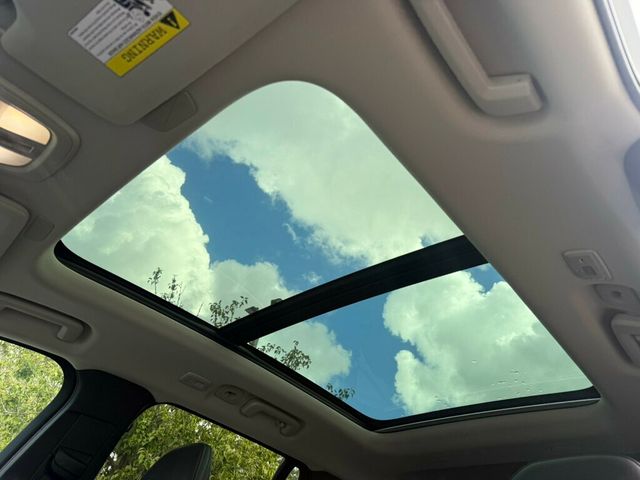 2025 Volvo XC90 B5 AWD Core 7-Seater - 22921327 - 7