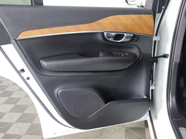 2025 Volvo XC90 B5 AWD Plus 7-Seater - 23074512 - 29