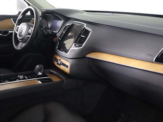 2025 Volvo XC90 B5 AWD Plus 7-Seater - 23074512 - 32