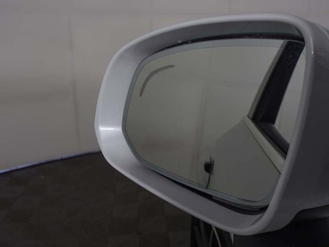 2025 Volvo XC90 B5 AWD Plus 7-Seater - 23074512 - 40
