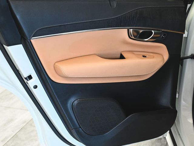 2025 Volvo XC90 B5 Ultra - 23055735 - 12