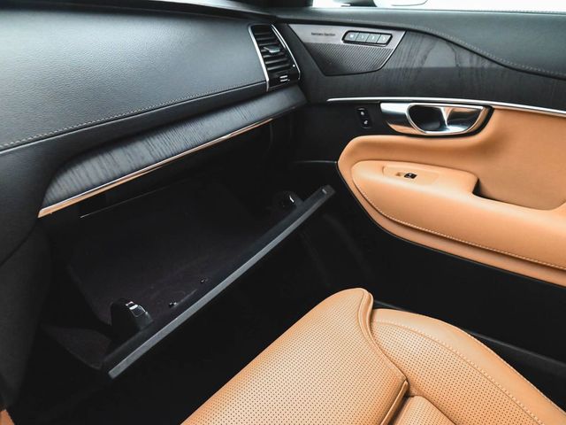 2025 Volvo XC90 B5 Ultra - 23055735 - 19