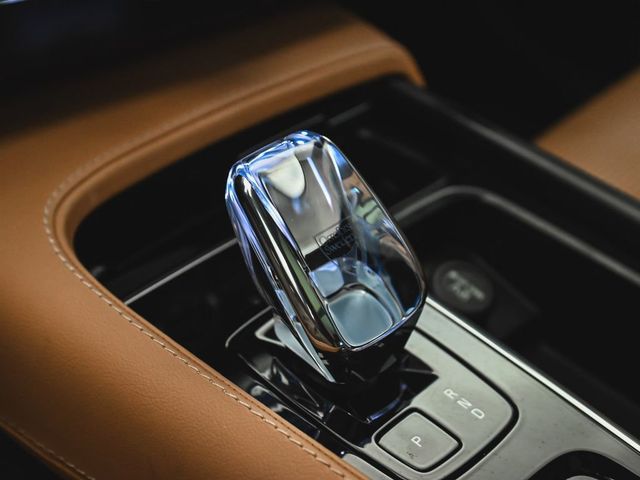 2025 Volvo XC90 B5 Ultra - 23055735 - 31
