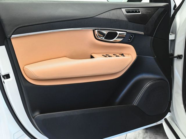 2025 Volvo XC90 B5 Ultra - 23055735 - 7