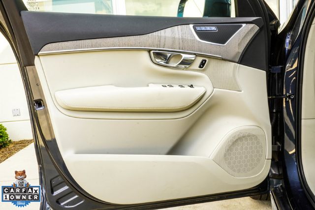 2025 Volvo XC90 B6 AWD Plus 7-Seater - 23075090 - 32