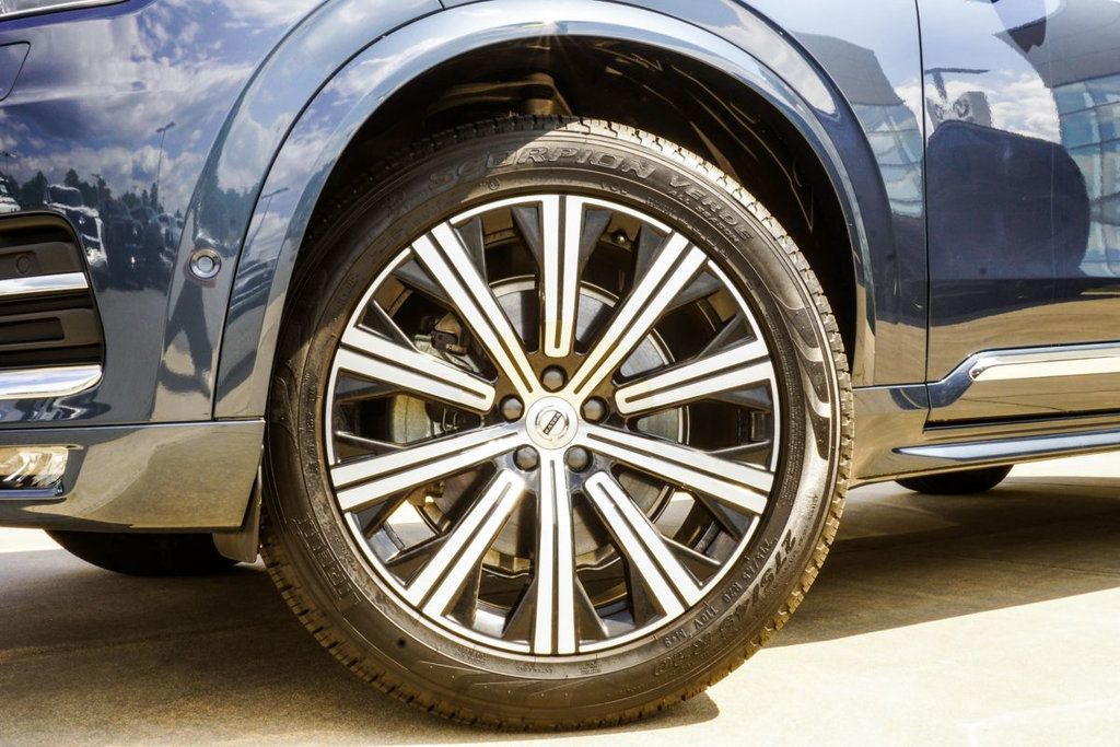 Volvo XC90 photo 6