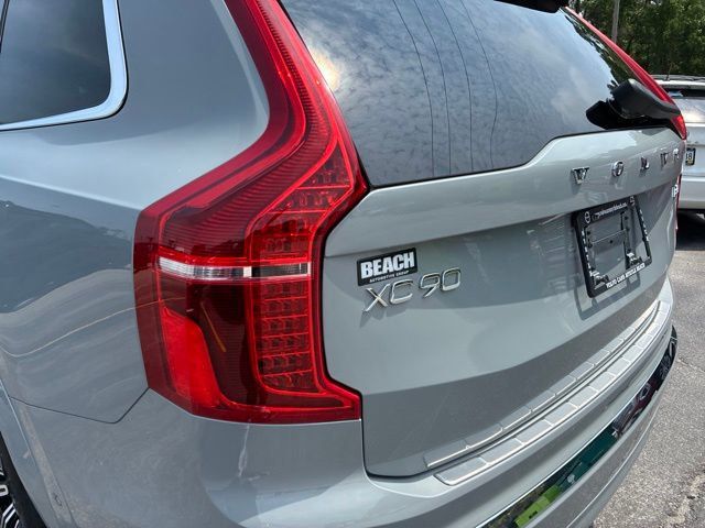 2025 Volvo XC90 B6 AWD Plus 7-Seater - 23034002 - 12