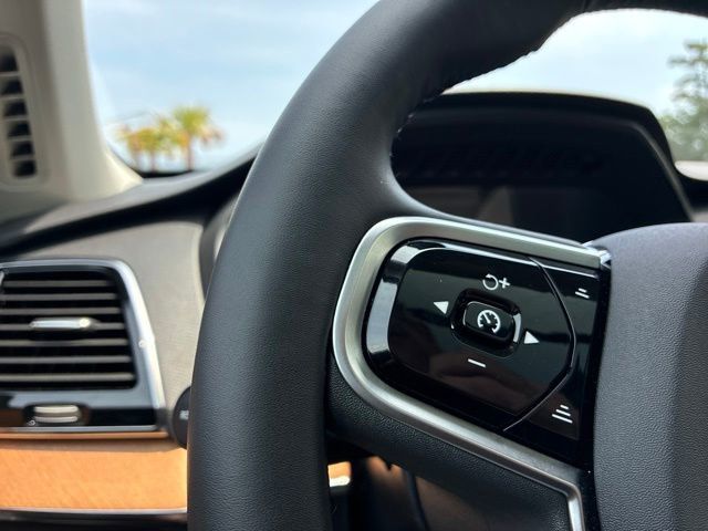 2025 Volvo XC90 B6 AWD Plus 7-Seater - 23034002 - 27