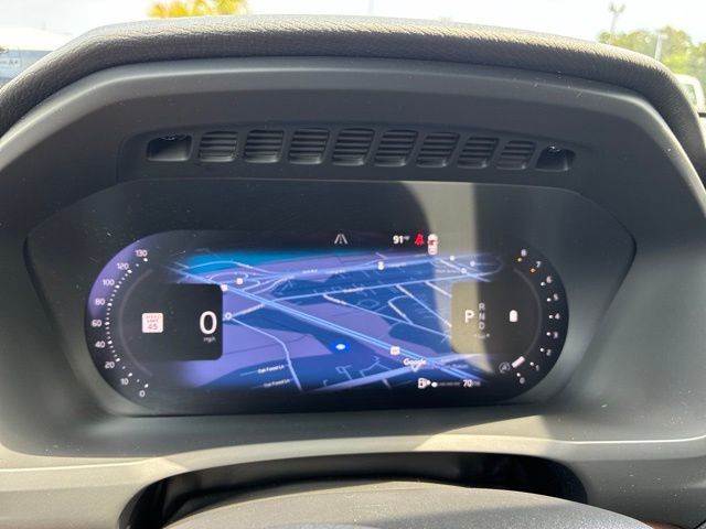 2025 Volvo XC90 B6 AWD Plus 7-Seater - 23034002 - 29