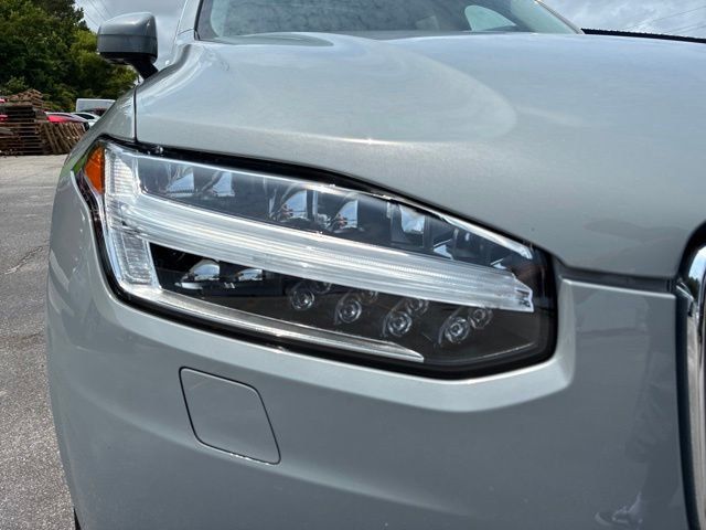 2025 Volvo XC90 B6 AWD Plus 7-Seater - 23034002 - 8
