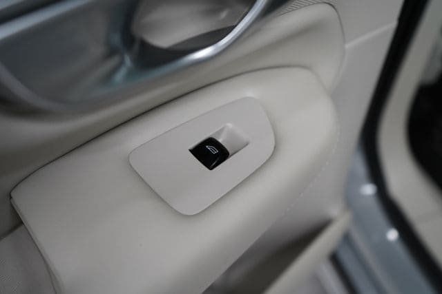 2025 Volvo XC90 B6 Ultra - 23076272 - 41