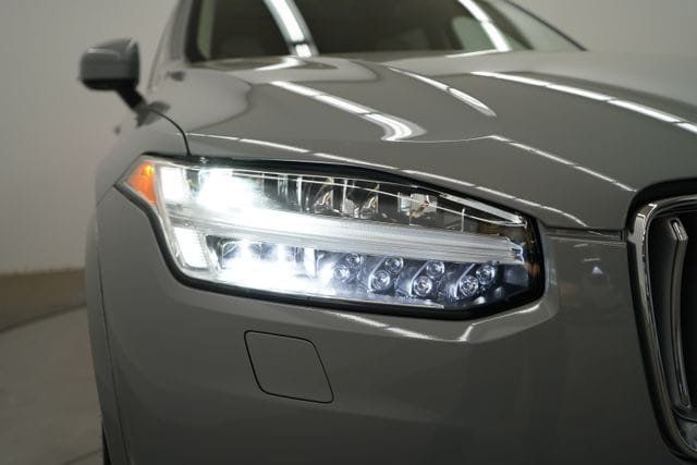 2025 Volvo XC90 B6 Ultra - 23076272 - 70