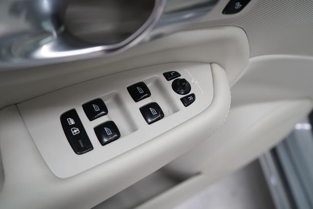 2025 Volvo XC90 B6 Ultra 7-Seater - 23076272 - 11