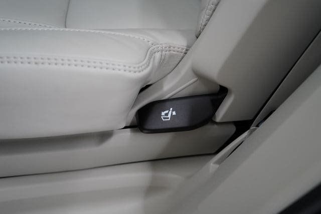 2025 Volvo XC90 B6 Ultra 7-Seater - 23076272 - 45