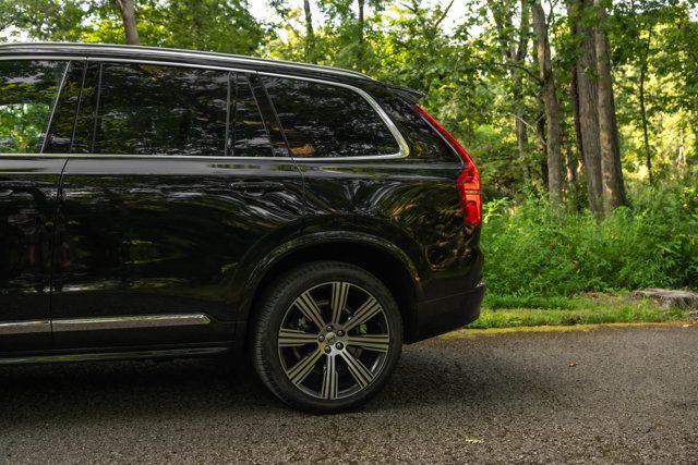 2025 Volvo XC90 MSRP$73985/B6-Ultra/2ndRowCaptainsLoungePkg/HeadsUpDisplay - 23070839 - 10