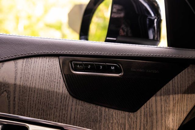 2025 Volvo XC90 MSRP$73985/B6-Ultra/2ndRowCaptainsLoungePkg/HeadsUpDisplay - 23070839 - 25