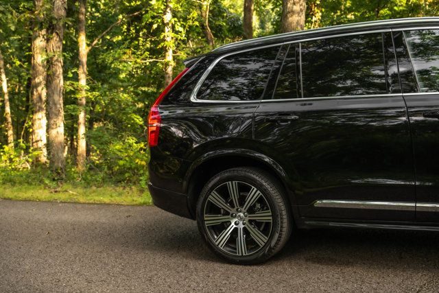 2025 Volvo XC90 MSRP$73985/B6-Ultra/2ndRowCaptainsLoungePkg/HeadsUpDisplay - 23070839 - 2
