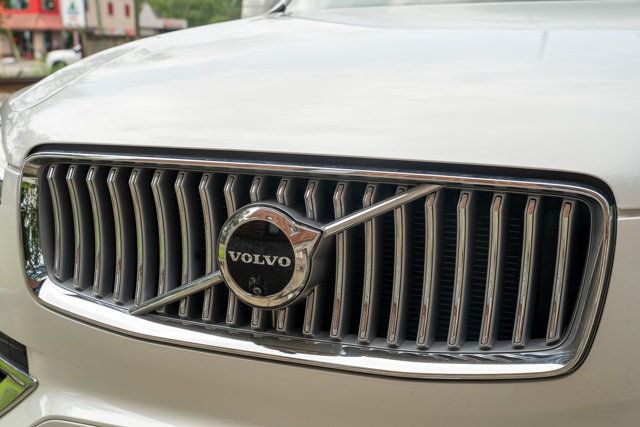 2025 Volvo XC90 Plug-In Hybrid MSRP$78065/T8-Plus/2ndRowCaptains/HarmanKardonAudio/PanoRoof - 23051016 - 9