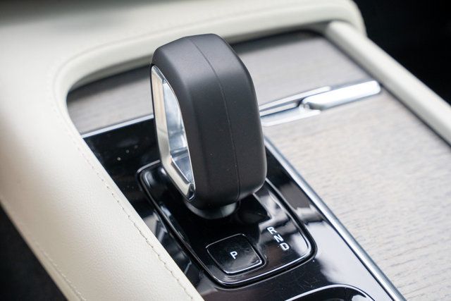 2025 Volvo XC90 Plug-In Hybrid MSRP$78065/T8-Plus/2ndRowCaptains/HarmanKardonAudio/PanoRoof - 23051016 - 25
