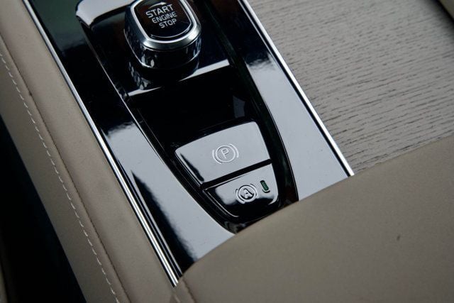 2025 Volvo XC90 Plug-In Hybrid MSRP$78765/T8-AWD-Plus-7-Seater/HarmanKardonPremiumAudio - 23024254 - 33