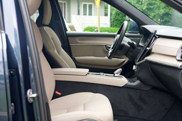 2025 Volvo XC90 Plug-In Hybrid MSRP$78765/T8-AWD-Plus-7-Seater/HarmanKardonPremiumAudio - 23024254 - 43