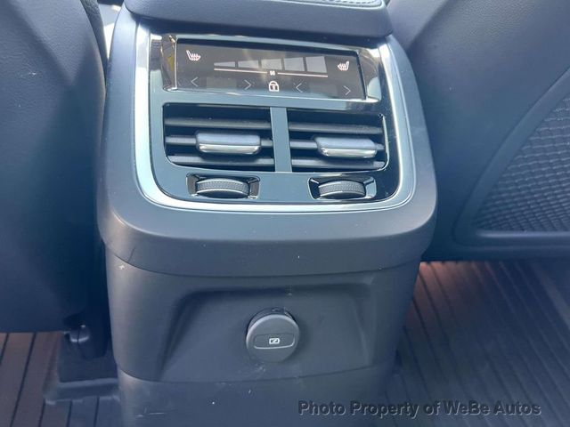 2025 Volvo XC90 Plug-In Hybrid T8 AWD Plus 7-Seater - 23015629 - 10