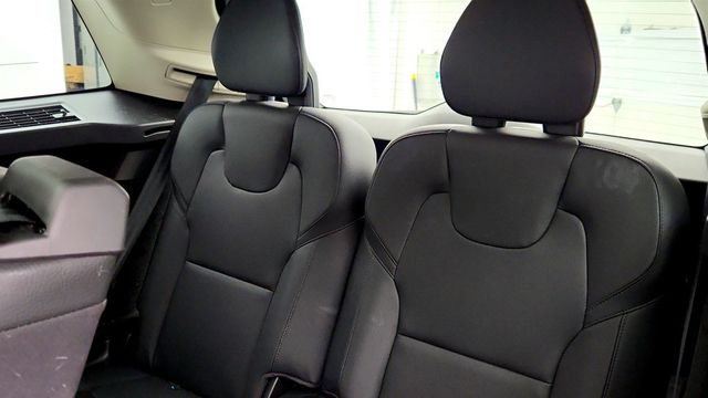 2025 Volvo XC90 Plug-In Hybrid T8 AWD Plus 7-Seater - 22969010 - 19