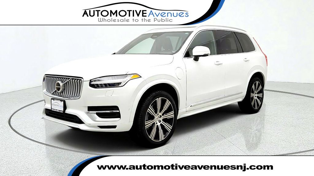 2025 Volvo XC90 Plug-In Hybrid T8 AWD Plus 7-Seater w/ 21'' Wheels & harman/kardon Audio - 23085058 | Video 1