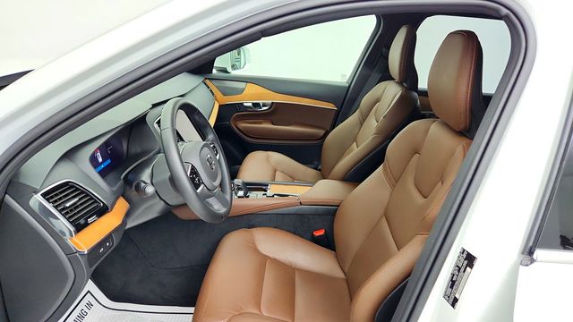 2025 Volvo XC90 Plug-In Hybrid T8 AWD Plus 7-Seater w/ 21'' Wheels & harman/kardon Audio - 23085058 - 18