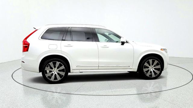 2025 Volvo XC90 Plug-In Hybrid T8 AWD Plus 7-Seater w/ 21'' Wheels & harman/kardon Audio - 23085058 - 3