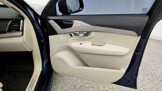 2025 Volvo XC90 Plug-In Hybrid T8 AWD Ultra 6-Seater - 23082884 - 25