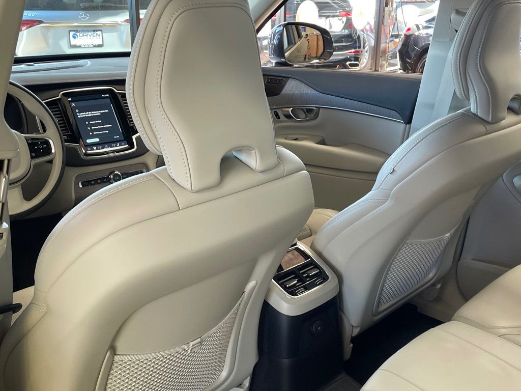 2025 Volvo XC90 Plug-In Hybrid T8 AWD Ultra 7-Seater - 23092993 - 18