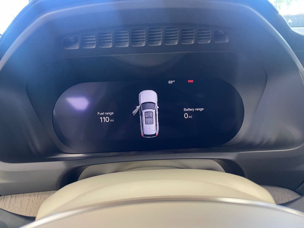 2025 Volvo XC90 Plug-In Hybrid T8 AWD Ultra 7-Seater - 23092993 - 27