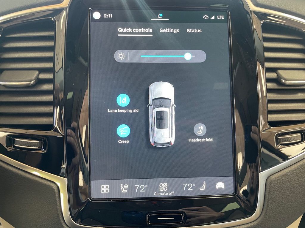 2025 Volvo XC90 Plug-In Hybrid T8 AWD Ultra 7-Seater - 23092993 - 35