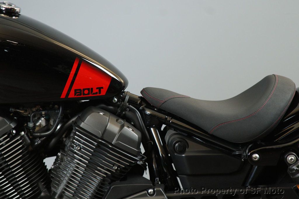 2025 Yamaha Bolt R-Spec Black One Owner, 2441 Mi - 22943895 - 9