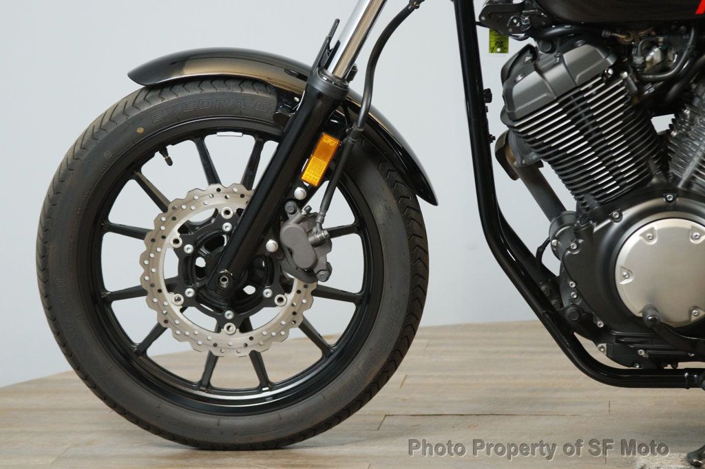 2025 Yamaha Bolt R-Spec Black One Owner, 2441 Mi - 22943895 - 12