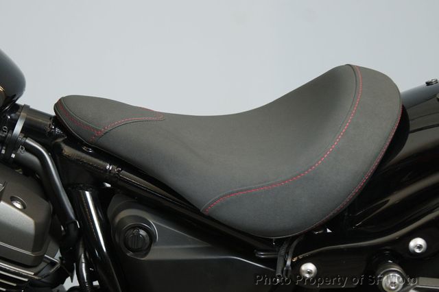 2025 Yamaha Bolt R-Spec Black One Owner, 2441 Mi - 22943895 - 41