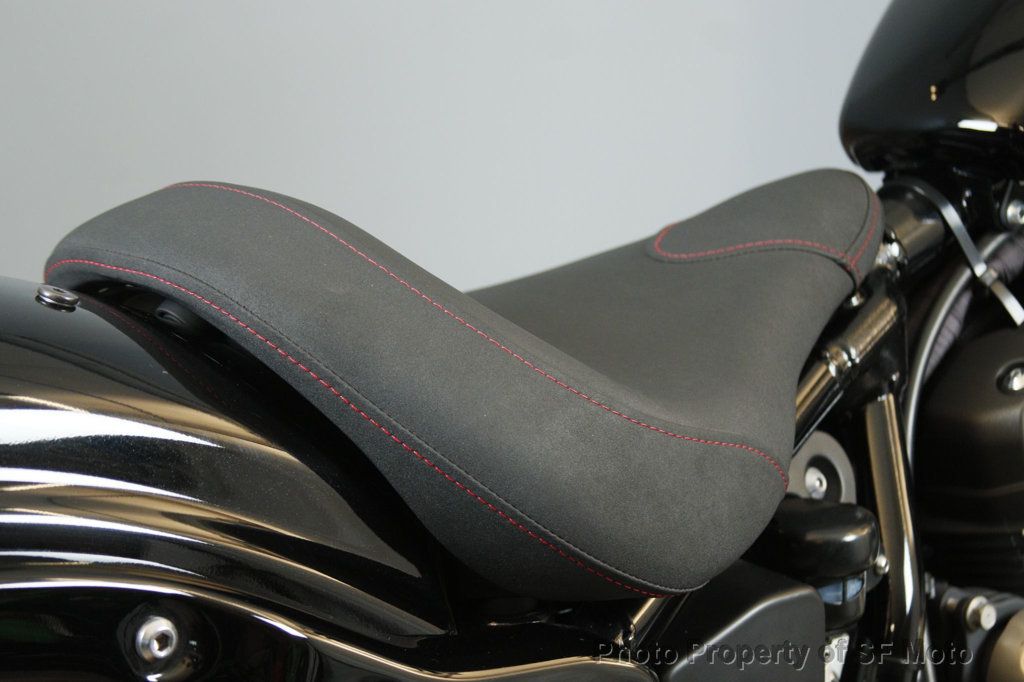 2025 Yamaha Bolt R-Spec Black One Owner, 2441 Mi - 22943895 - 42