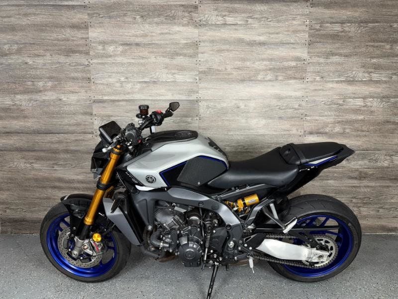 2025 Yamaha MT-09 SP LIKE NEW! - 22905453 - 11