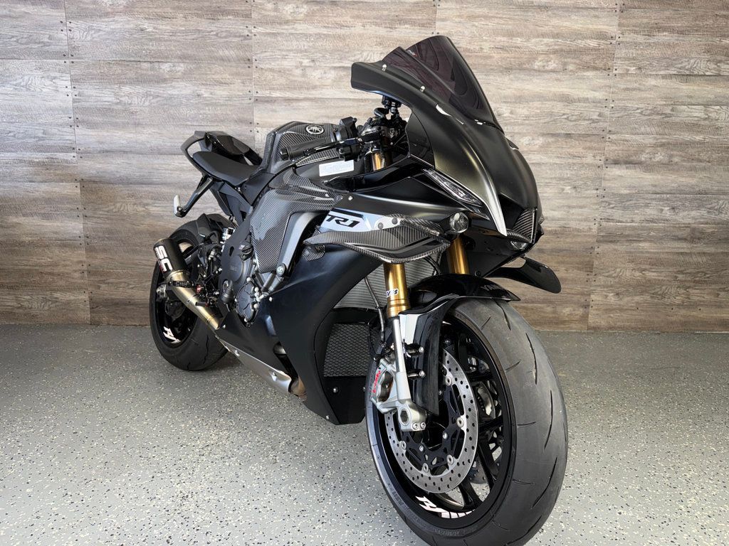 2025 Yamaha YZF-R1 Custom! - 23051203 - 11