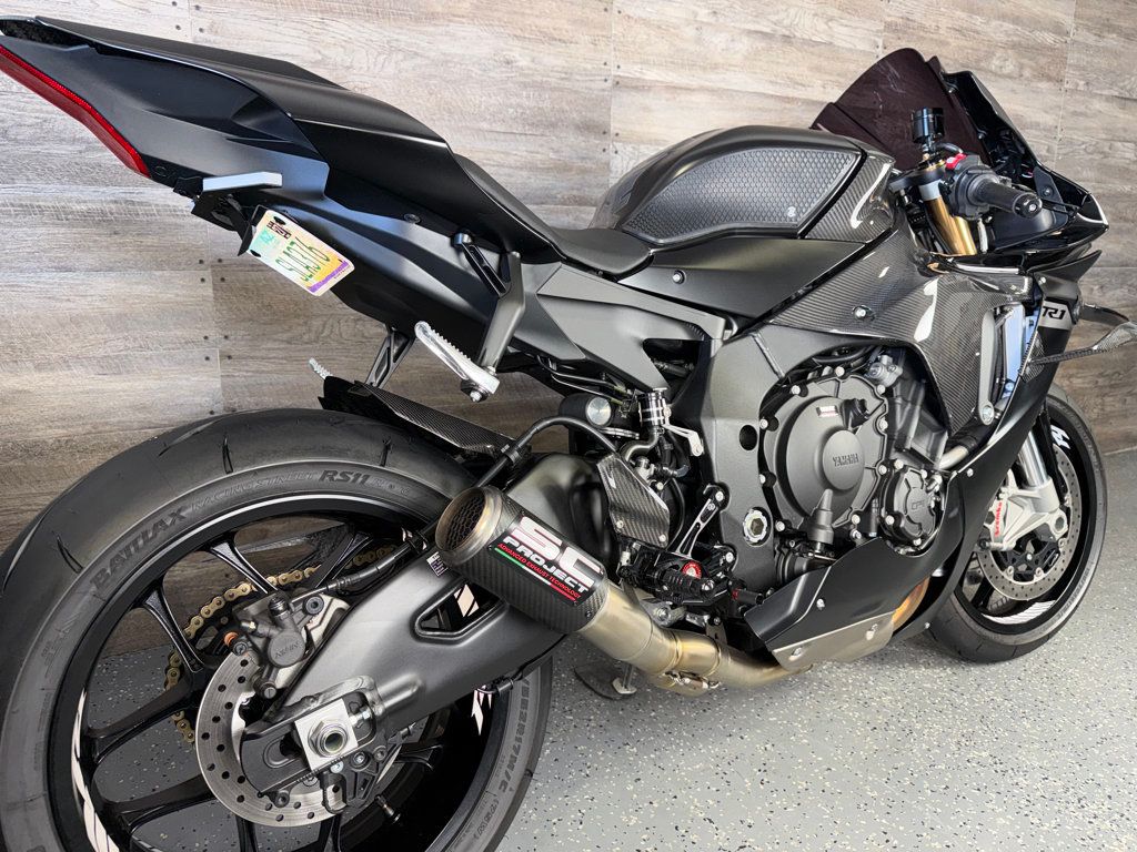 2025 Yamaha YZF-R1 Custom! - 23051203 - 2