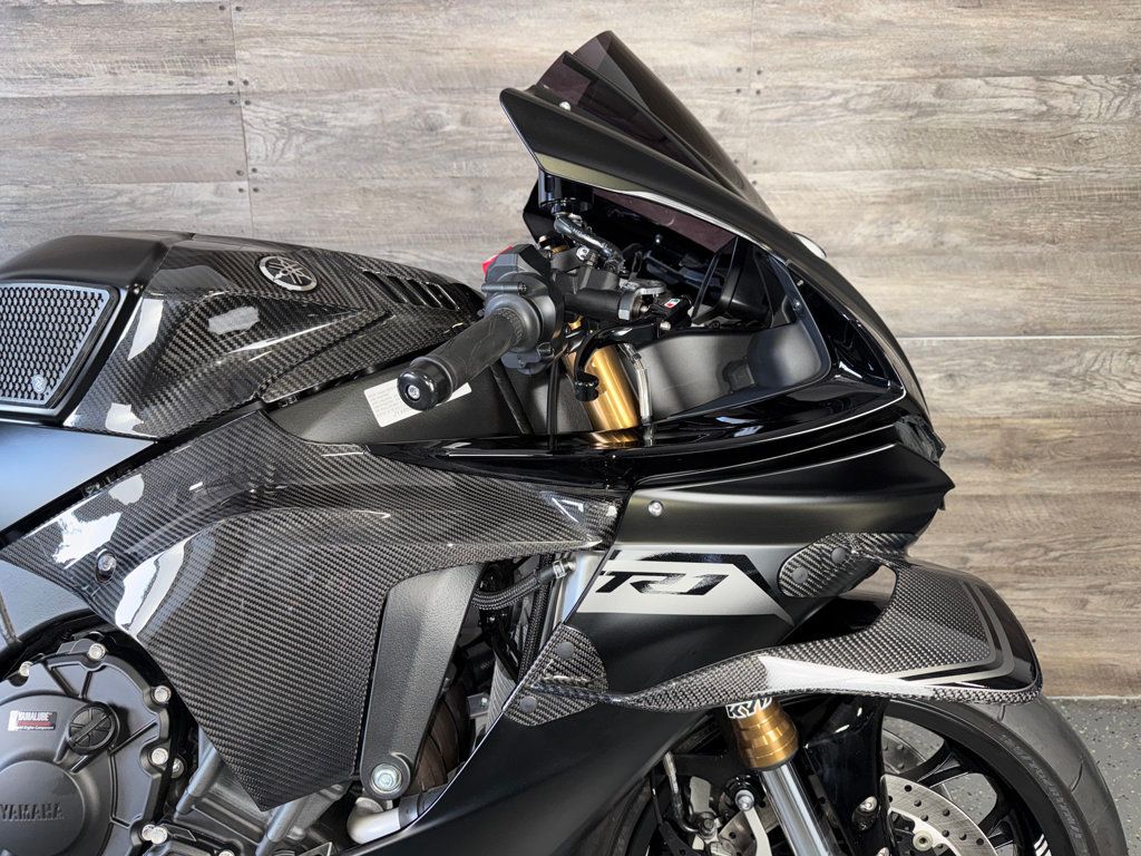 2025 Yamaha YZF-R1 Custom! - 23051203 - 3