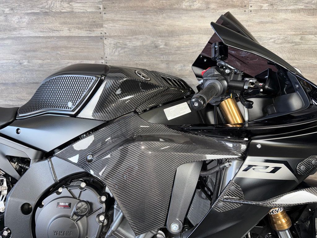 2025 Yamaha YZF-R1 Custom! - 23051203 - 6